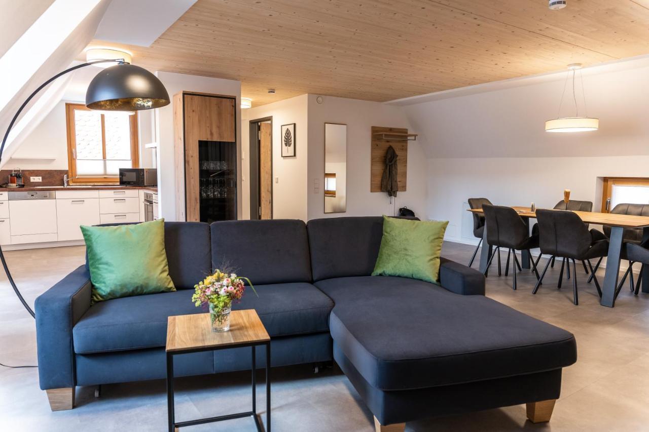 4 Apartments Im Hof By Gasthof Linde Albstadt Eksteriør billede